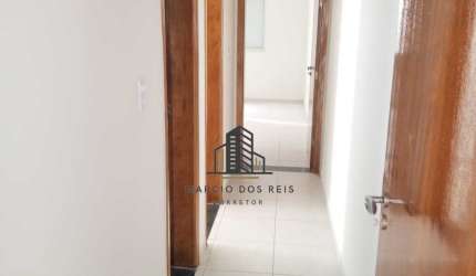 Casa sobreposta baixa disponível para locação no Jardim Independência, em São Vicente