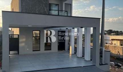 Casa com 3 quartos à venda na Rua Advogado José Penna Florençano, 26, Morada dos Nobres, Taubaté, 150 m2 por R$ 750.000