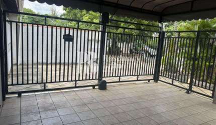 Casa com 3 quartos, Esplanada Independência, Taubaté - R$ 390 mil, Cod: 1370