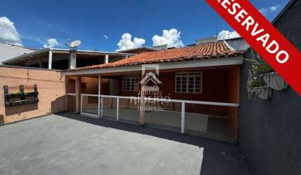 Casa com 2 quartos à venda na Rua Moacir Tomelin, 188, Colônia Rio Grande, São José dos Pinhais por R$ 375.000