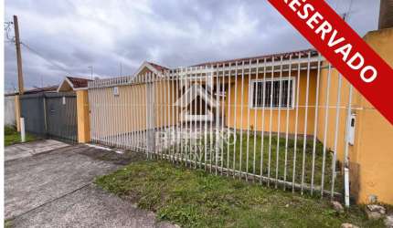 Casa com 3 quartos para alugar na Rua Carlito Dissenha, 230, Costeira, São José dos Pinhais por R$ 2.500