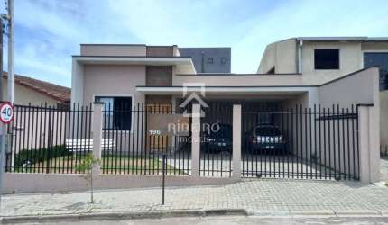 Casa com 3 quartos à venda na Rua Benjamin Palu, 196, Santo Antônio, São José dos Pinhais por R$ 679.000