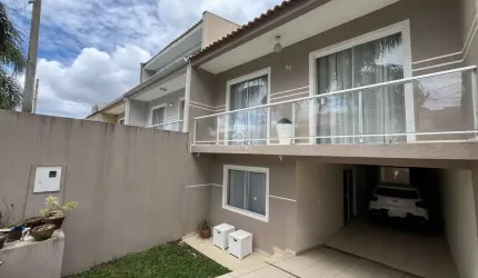 Casa com 3 quartos à venda na Rua João Batista Manzoque, 60, Bom Jesus, São José dos Pinhais por R$ 730.000