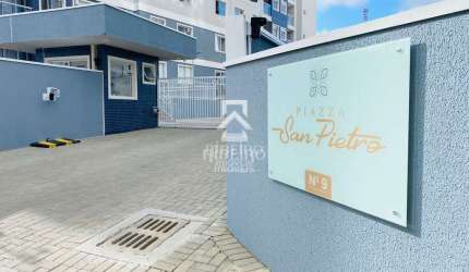 Apartamento com 2 quartos para alugar na Rua Silvano Moreschi, 9, Aristocrata, São José dos Pinhais por R$ 1.800