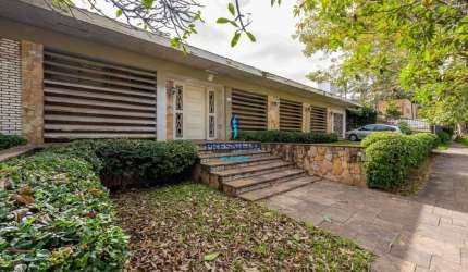 Casa (Casa Padrão) para Venda, 4 dorm(s), 2 suite(s), 3 vaga(s), 400 m²