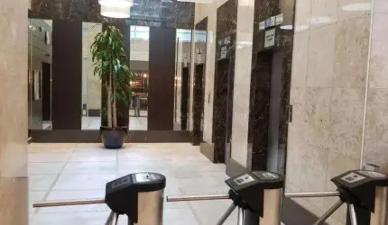 SALA COMERCIAL NO CENTRO