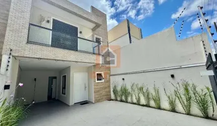Sobrado à venda no bairro Jardim Carvalho