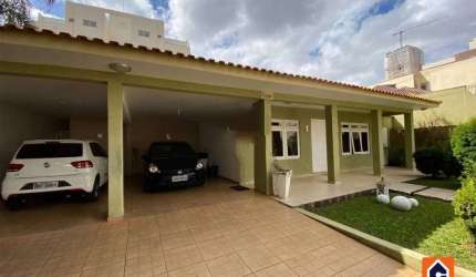 Casa à venda em Estrela