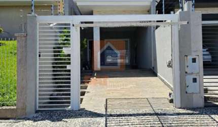 Sobrado à venda no bairro de Uvaranas