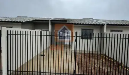 Casa à venda no bairro Neves