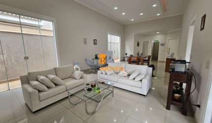Casa em condomínio fechado com 3 quartos à venda na Affonso José Aiello, 14100, Residencial Villaggio II, Bauru por R$ 1.750.000