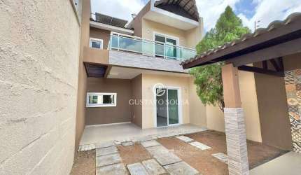 Casa Duplex no Eusébio com 3 dormitórios à venda, 150 m² por R$ 680.000 - Centro - Eusébio/CE