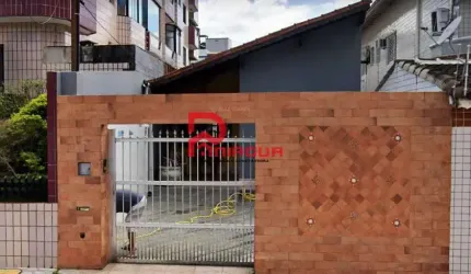 Casa com 3 dorms, Guilhermina, Praia Grande - R$ 650 mil, Cod: 4710
