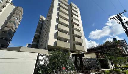 Amplo apartamento com 03 quartos em Caiobá!!