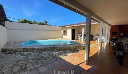 Casa com 02 quartos a venda em Matinhos