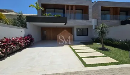 Imponente Casa Triplex de 5 Quartos na Barra da Tijuca - Rio Mar: 4 Suítes, 2 Salas, 7 Banheiros, 2 Vagas, 460m²Área!