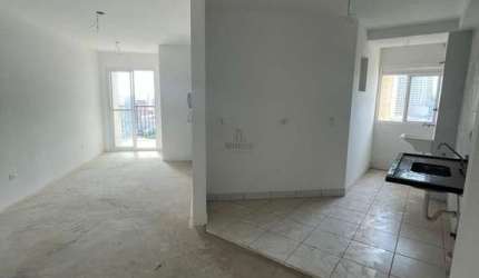 Apartamento à Venda com 2 dormitórios, 1suíte com 2 vagas de garagem