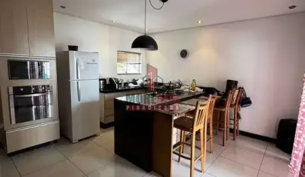 ID:1052 - Casa 2 dorms, com varanda e ótima sala na Chácara Nazareth