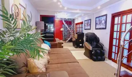 Sobrado à Venda no Jardim Serra Verde - 4 Dormitórios, 3 Suítes - R$ 650.000,00