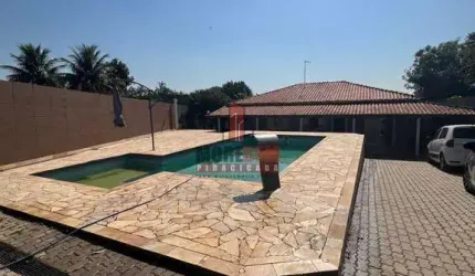 Linda chácara a venda