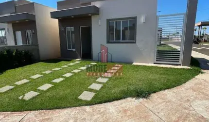 Casa de 2 dorms em condomínio fechado