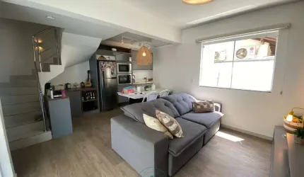 Sobrado 3 dormitórios 1suíte - Centro - Balneário Piçarras