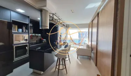 Union Suítes: Apartamento à Venda na Barra Olímpica - 2 Quartos, 1 Suíte, 2 Salas, 2 Banheiros, 1 Vaga - 77m²