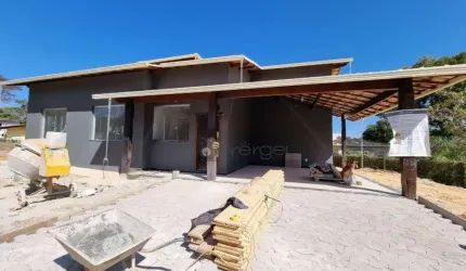 Casa com 3 dormitórios à venda, 196 m² por R$ 980.000,00 - Condomínio Vale Do Luar - Jaboticatubas/MG