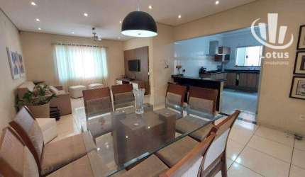 Casa com 3 dormitórios à venda, 160 m²- Jardim Ipê - Jaguariúna/SP
