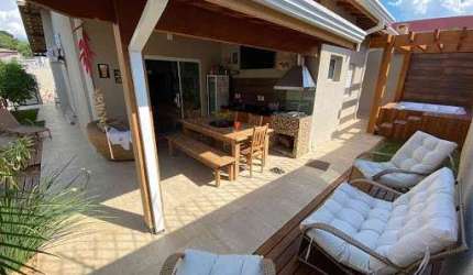 Casa com 3 dormitórios à venda, 130 m² - Condomínio Manaca - Jaguariúna/SP