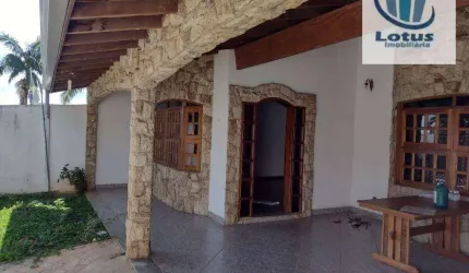 Casa com 4 dormitórios à venda, 320 m² - Centro - Jaguariúna/SP
