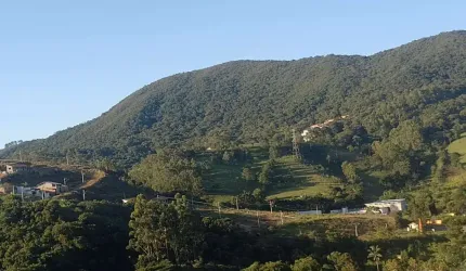 Terreno à venda no Laranjeiras de Caldas, Caldas  por R$ 270.000