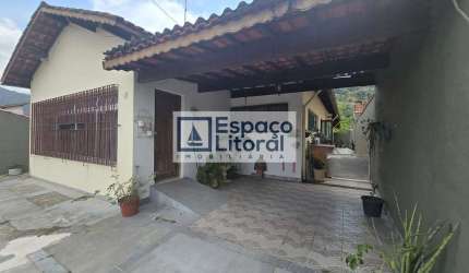 Casa com 5 dormitórios à venda, 222 m² por R$ 750.000,00 - Martim de Sá - Caraguatatuba/SP