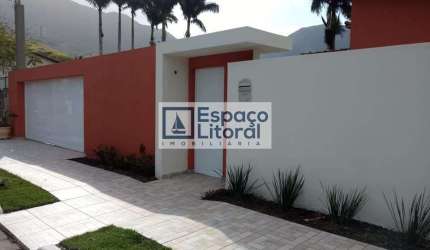 Oportunidade , excelente imóvel para venda 50 metros da praia,  03 dorms. , espaço gourmet compelto