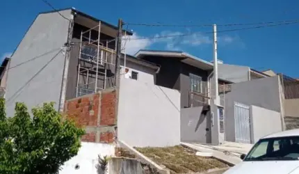 Sobrado no Califórnia com 78 m² e terreno de 180m² 03 Quartos