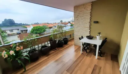 EXCELENTE SOBRADO NO FAZENDA VELHA  COM 200M² IMÓVEL DE ALTO PADRÃO EM EXCELENTE LOCALIZAÇÃO 4 AMPLOS DORMITÓRIOS TROCA POR CHÁCARA