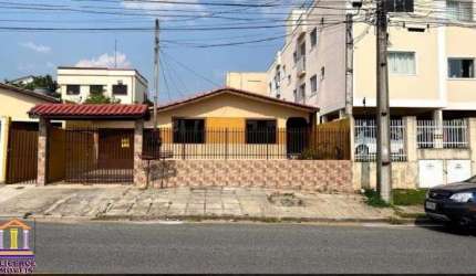 2 casas em terreno de 360m² no Estação - ótima localização