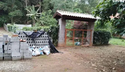 Terrenos para venda em Piracaia no bairro Juncal