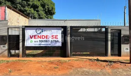 Excelente oportunidade! Casa à venda em Campo Grande-MS, bairro Jardim Carioca: 2 quartos, 1 sala, 1 banheiro, 2 vagas de garagem, 60,00 m².