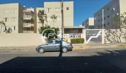 Apartamento Com Três Quartos Prox. ao Shopping Norte Sul