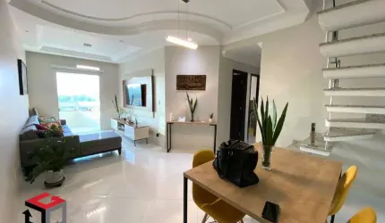 LInda cobertura totalmente reformada com uma excelente área gourmet e vista panorâmica!
