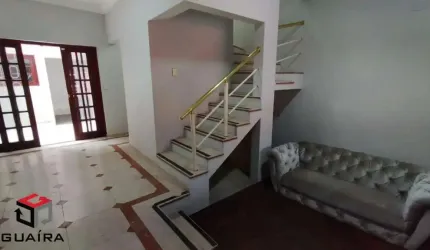 Sobrado de 215m² no Jd. do Mar em SBC - SP