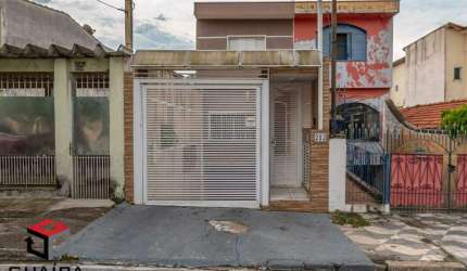 Sobrado a venda com 270 m² localizado na Vila Alice em Santo André.