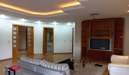 Apartamento de 245 m² Com Elevadores no Bairro Jardim em Santo André - SP