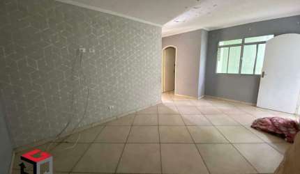 Sobrado à venda 4 quartos 2 vagas no Bairro Ferrazópolis - São Bernardo do Campo - SP