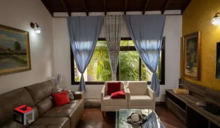 Sobrado à venda 4 quartos 2 suítes 4 vagas Dos Casa - São Bernardo do Campo - SP