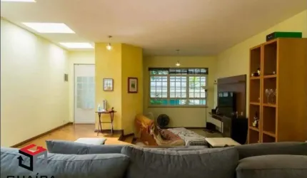 Sobrado de 262m² no Bairro Saúde em São Paulo - SP