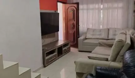 Sobrado à venda 3 quartos 2 vagas Capuava - Santo André - SP