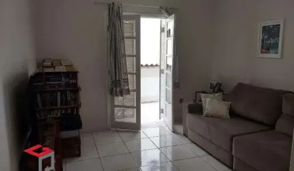 Sobrado á venda - 3 Quartos - 2 Vagas - Santa Maria - Santo André - SP