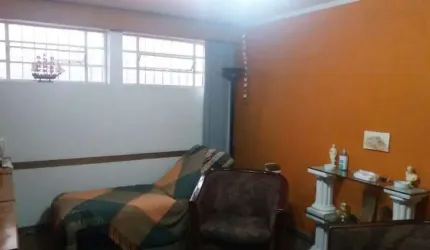 Casa de 208m² no Bairro Saúde em São Paulo - SP
